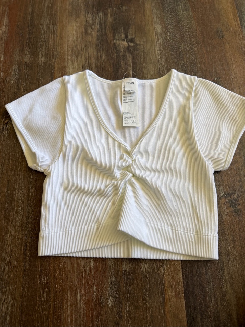 Gilly Hicks' White Ribbed V-Neck Twist Front Active Top
